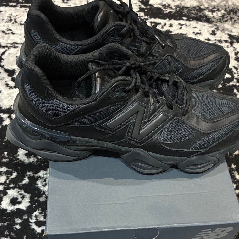 New Balance 9060 black